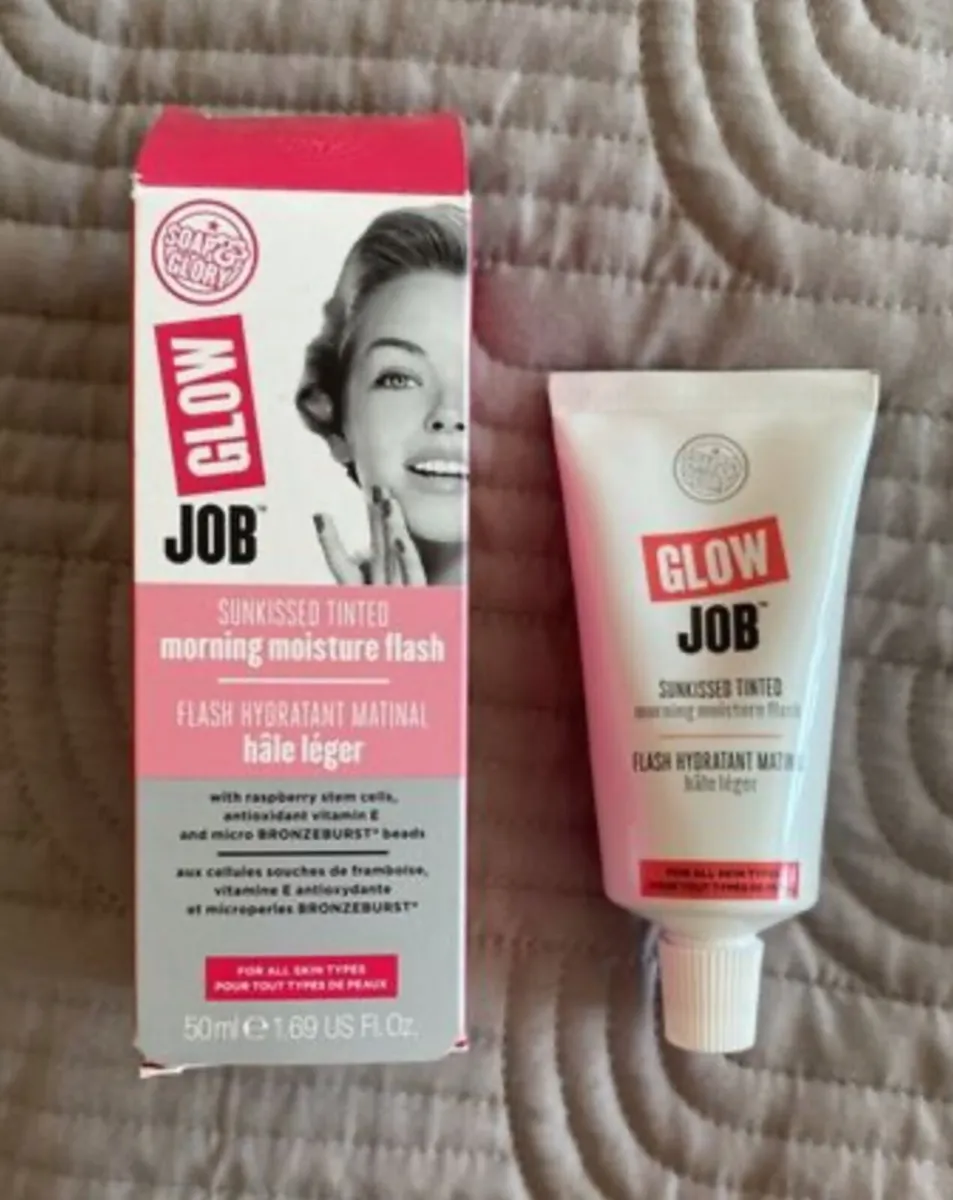 Soap and Glory - Skin Glow - Image 2