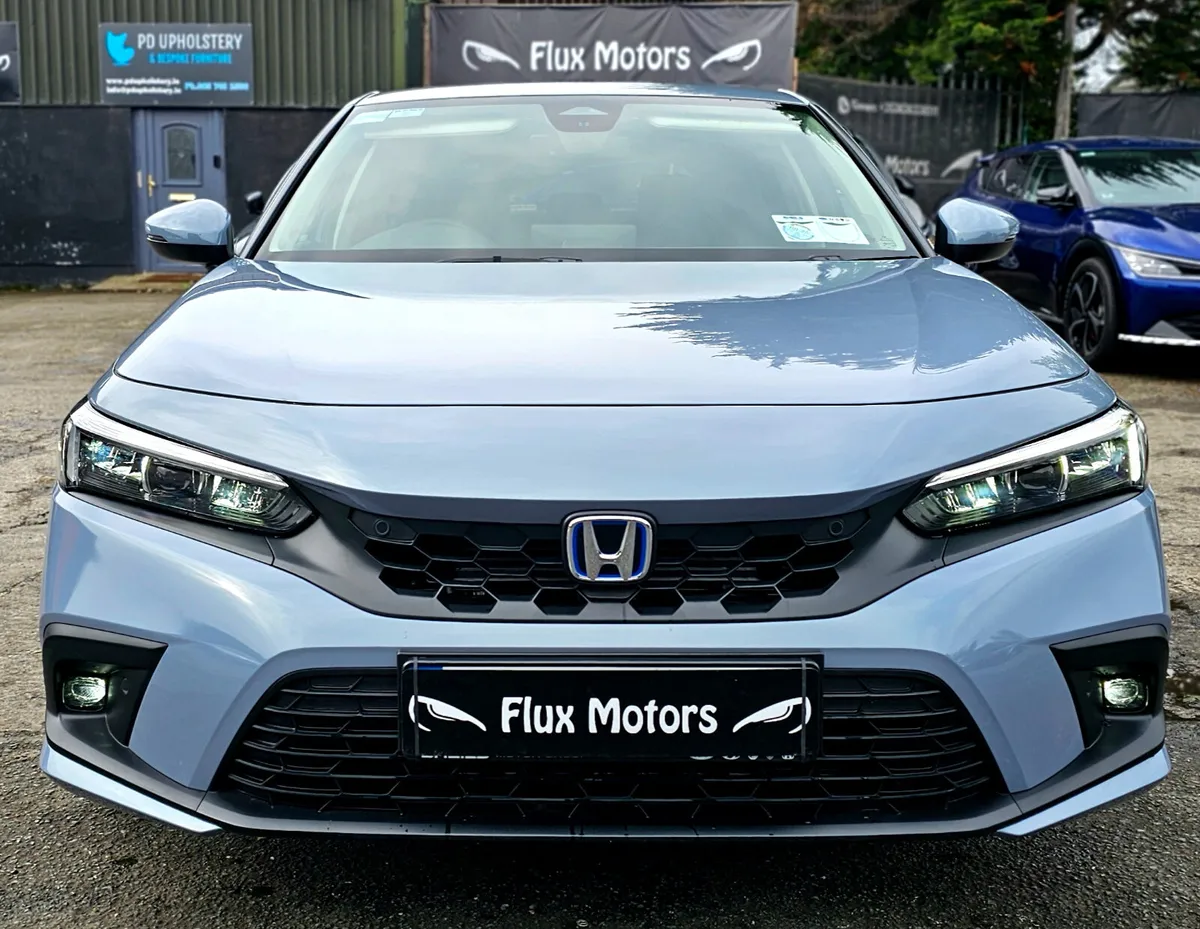 🔥 2025 Honda Civic 2.0i-MMD Advance! - Image 4