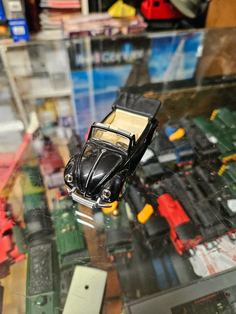 Corgi Vanguards VW Beetle - Image 1
