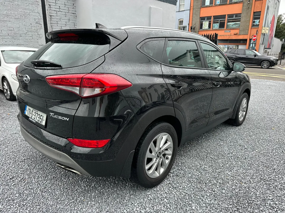 2017 (171) Hyundai Tucson Executive 2.0 CRDI 4WD - Image 4