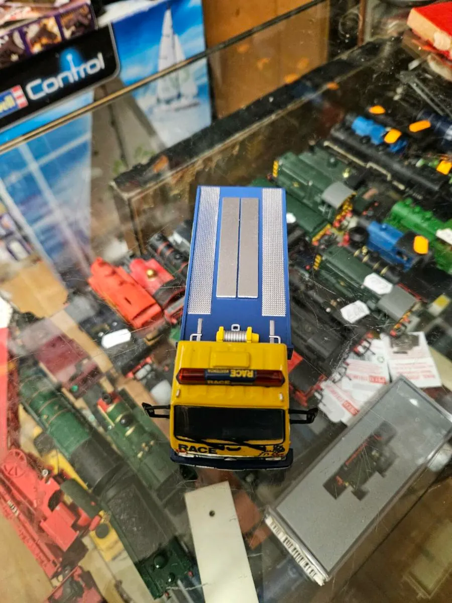 Corgi Atlas Recovery Truck 1.43 - Image 3