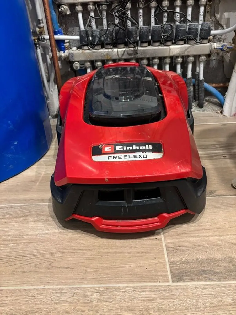 Robotic Lawnmower and startup kit - Image 2