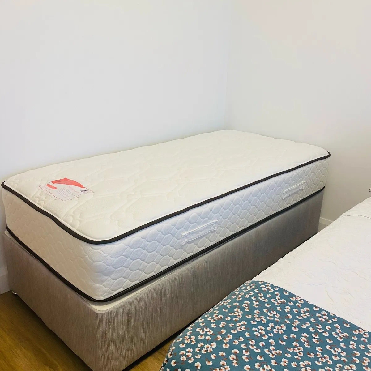 Single Bed - Mattress & Base - Image 3