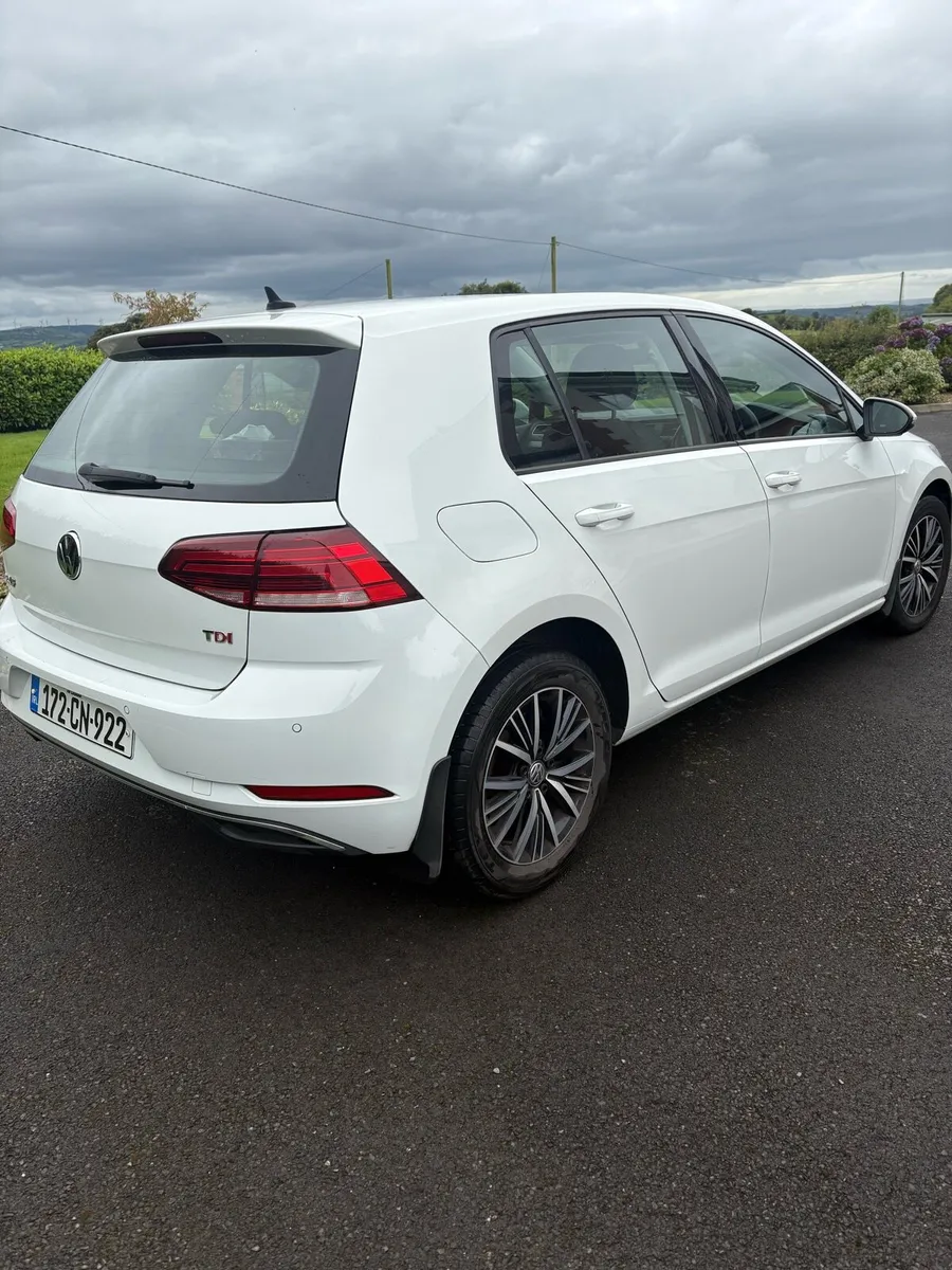 Car - Image 4