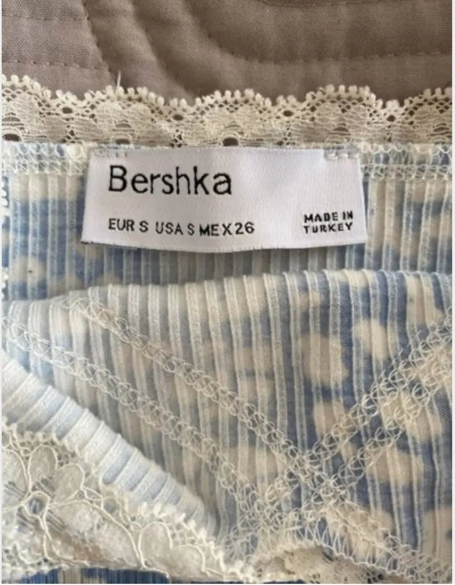 Bershka top - Size S - Image 3