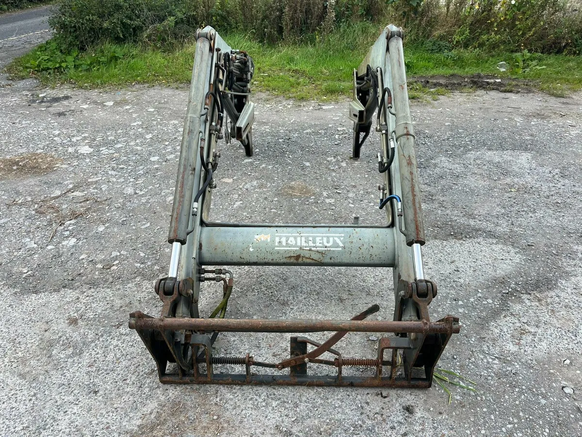 Mailleux mx 80 loader - Image 2