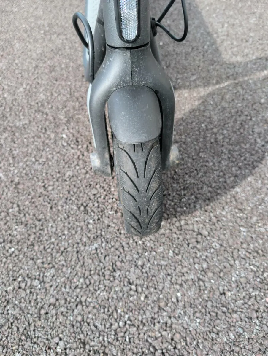 Segway, Ninebot, Scooter. - Image 2