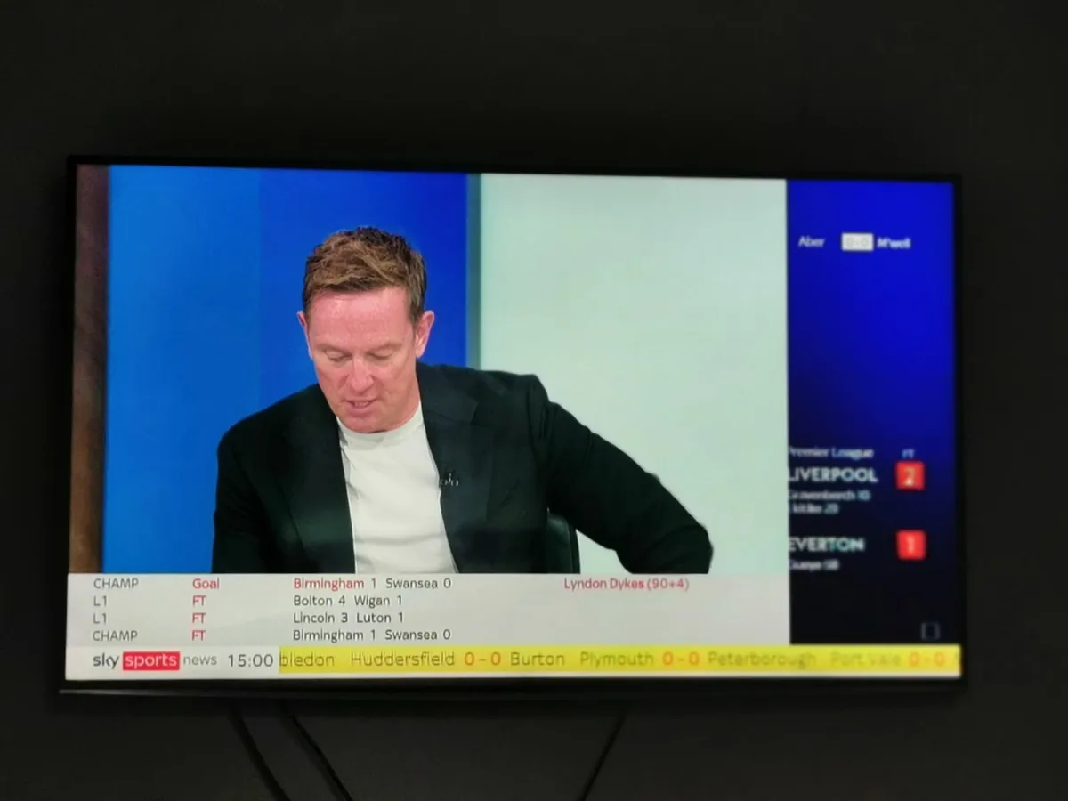 58in Smart LG TV - Image 2