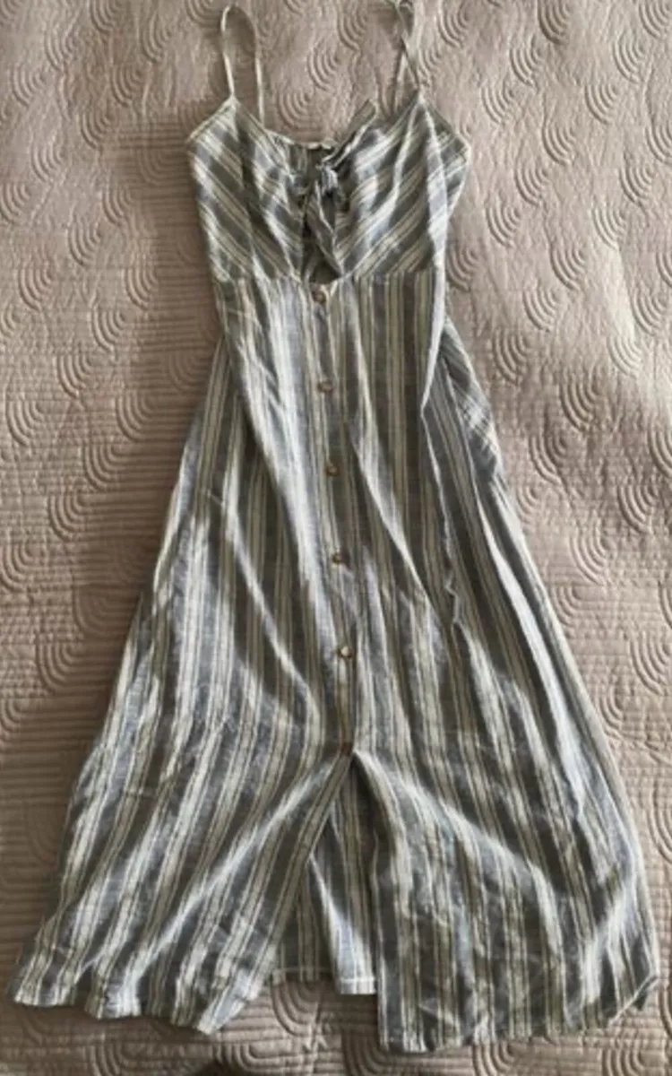 Dress - Studio - Size M - Image 1