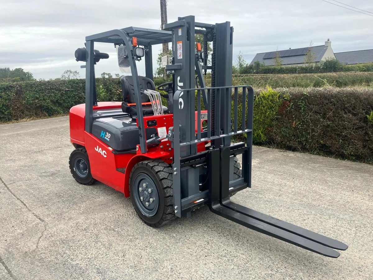 New JAC 3 Ton Diesel Forklift **Online Auction** - Image 1