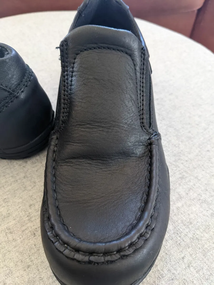 Boys shoes - Image 1