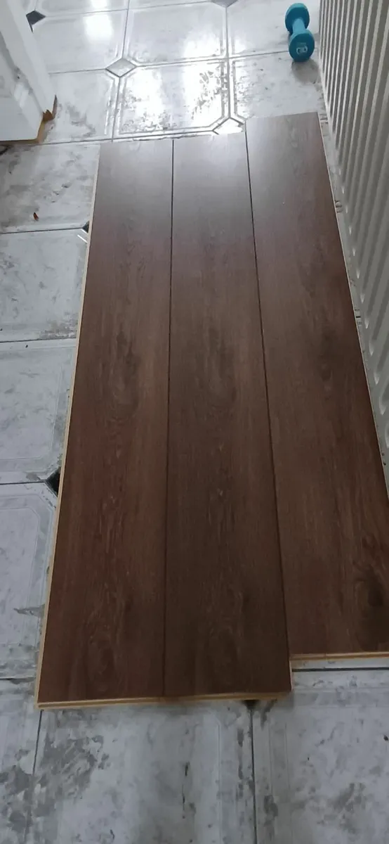 Laminate flooring - Image 3