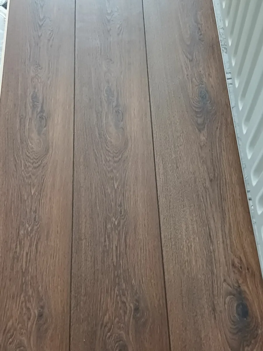 Laminate flooring - Image 4