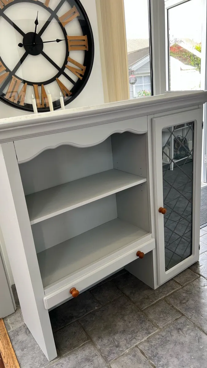 Free Dresser top - Image 1