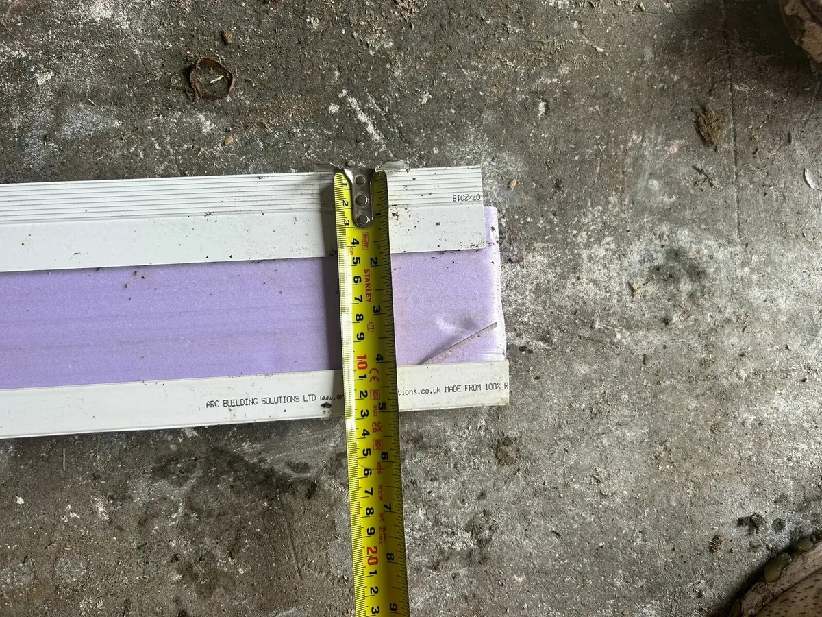 Window reveal cavity closers - Image 4