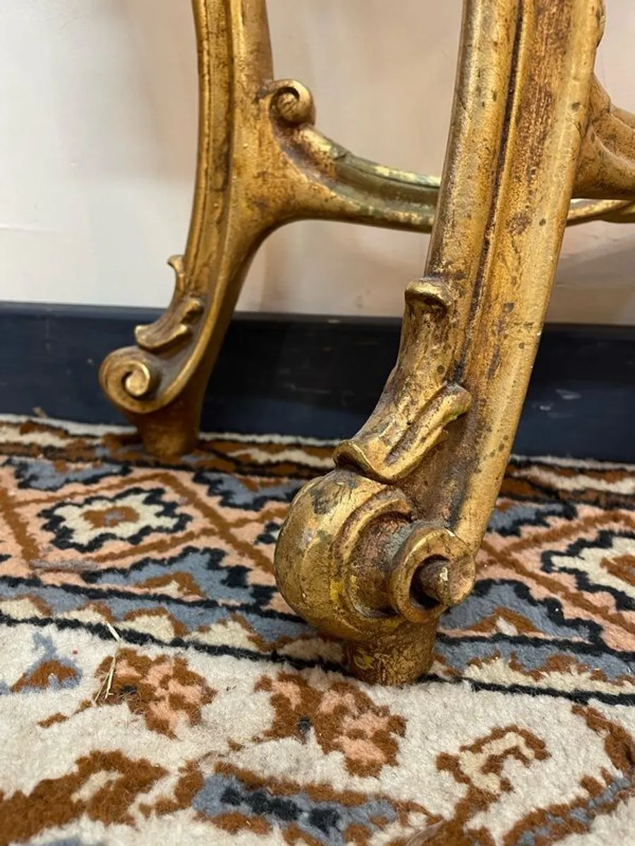 Fabulous Gilt Wood Console Table With Shaped Marble Top. - Image 4