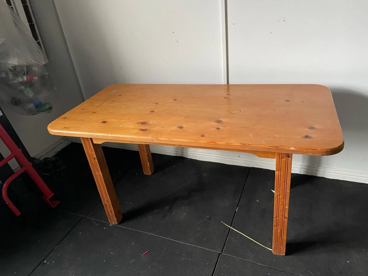 Kitchen table pine - Image 1