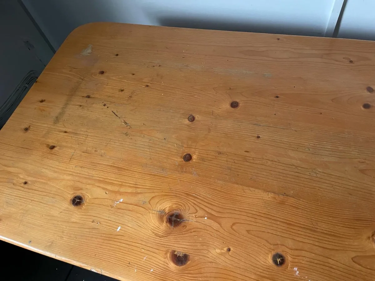 Kitchen table pine - Image 2