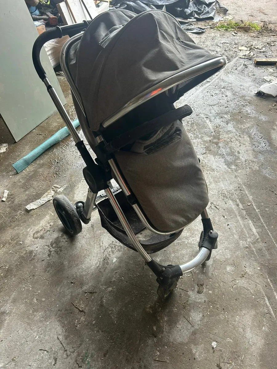 Buggies - Image 1