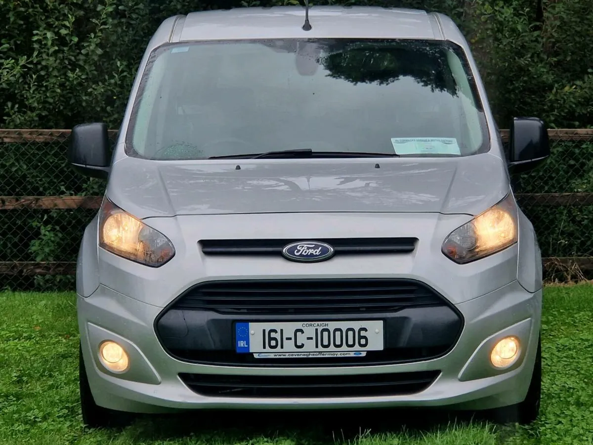 Ford Tourneo 7 Seater 2016 - Image 2