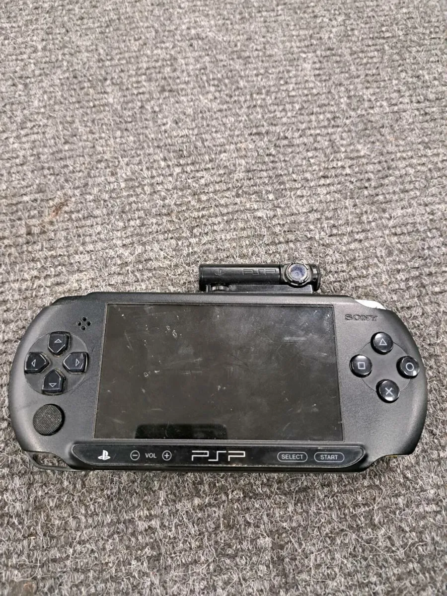 PSP 3100 With Camera - Image 1