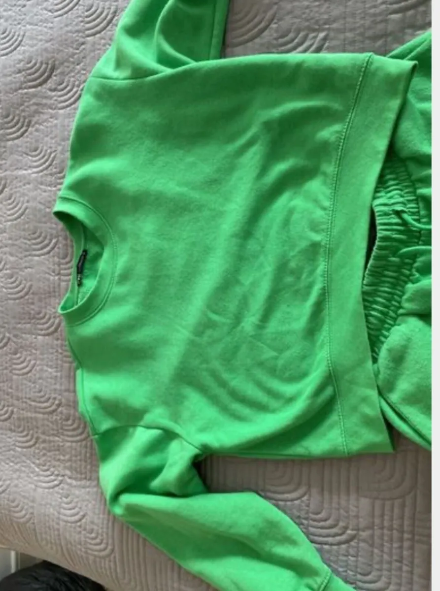 Zara Green Tracksuit - Size S - Image 3