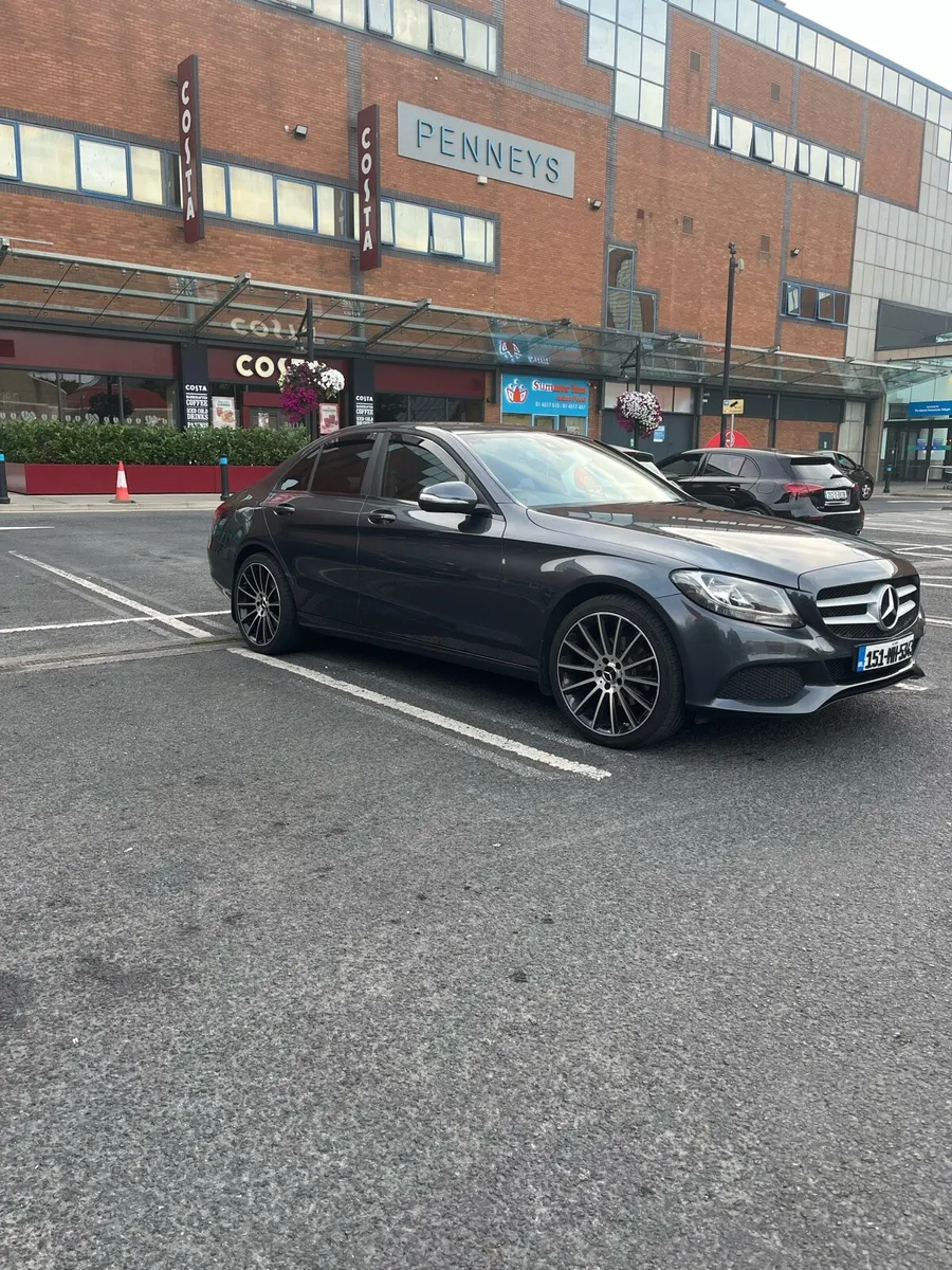 2015 Mercedes-Benz C220 - Image 3