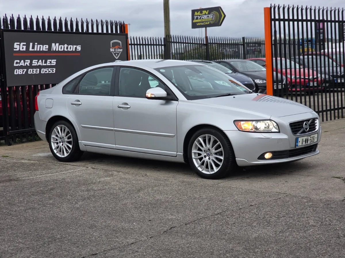 Volvo S40 1.6 Diesel SE LUX - Image 1