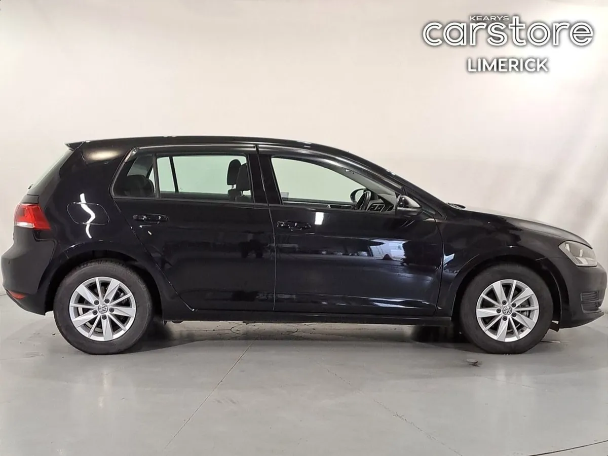 Volkswagen Golf 1.2 TSI 3DR 85hp Trendline - Image 2