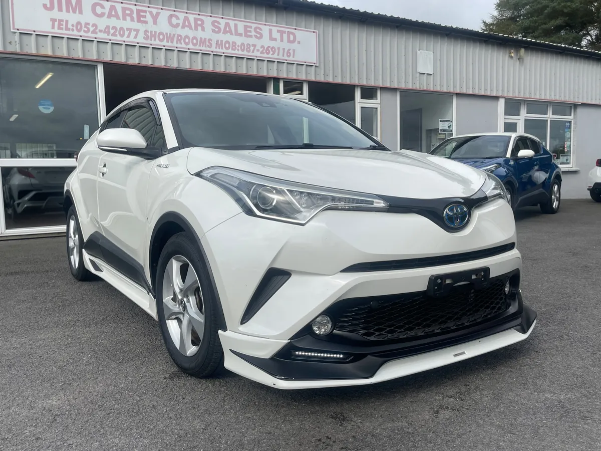 2017-2 Toyota CHR - Image 1