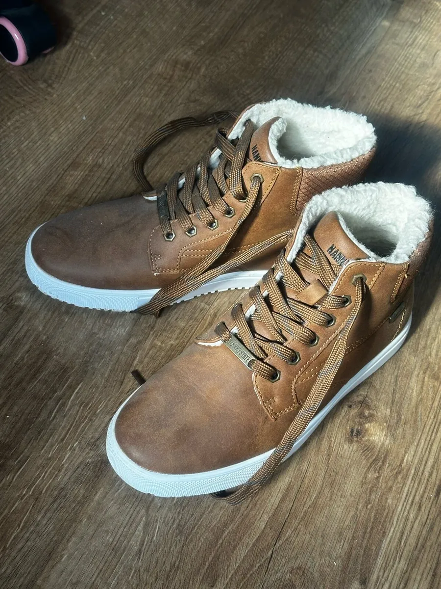 Nanny State Brown High-Top Boots (Perfect Condit)