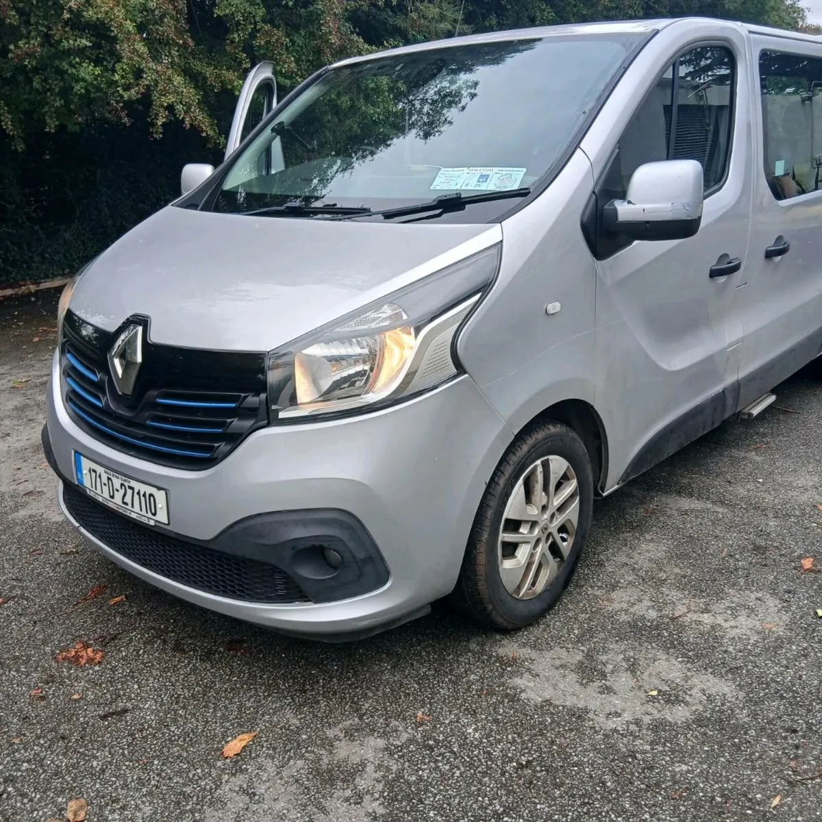 8 seater renault traffic - Image 1