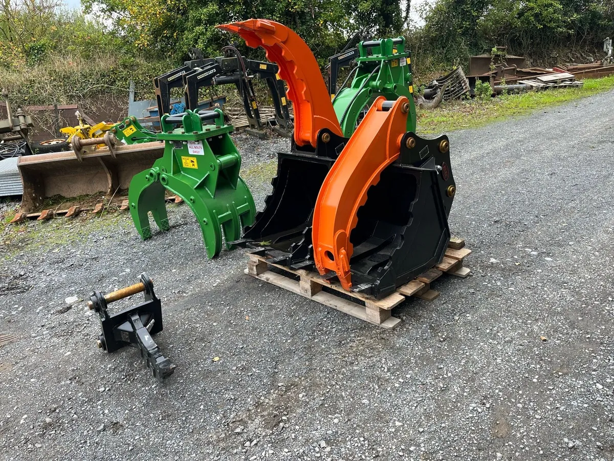 Hydraulic thumb bucket to suit 7-9 ton - Image 2