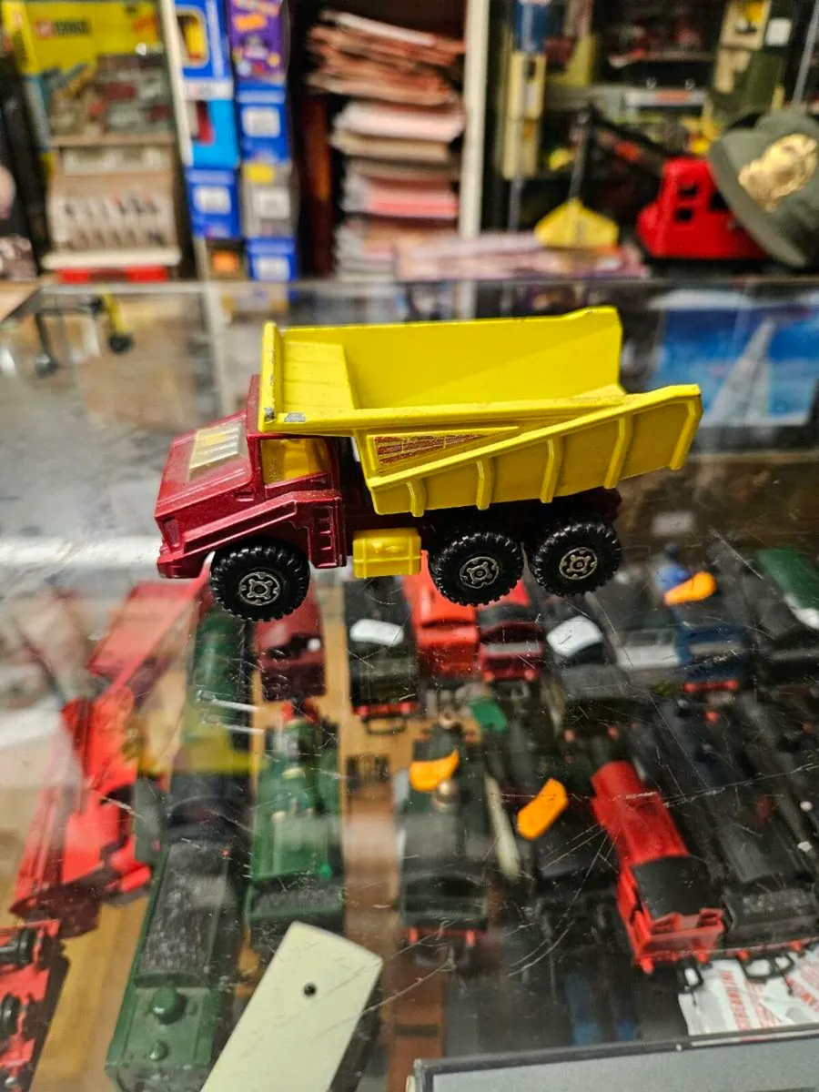 Matchbox Superkings Tipper - Image 2