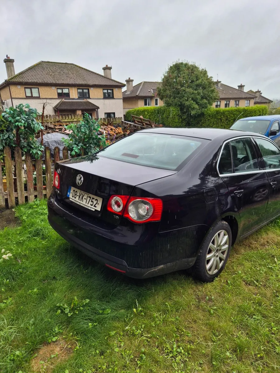 Volkswagen Jetta 2008 - Image 2