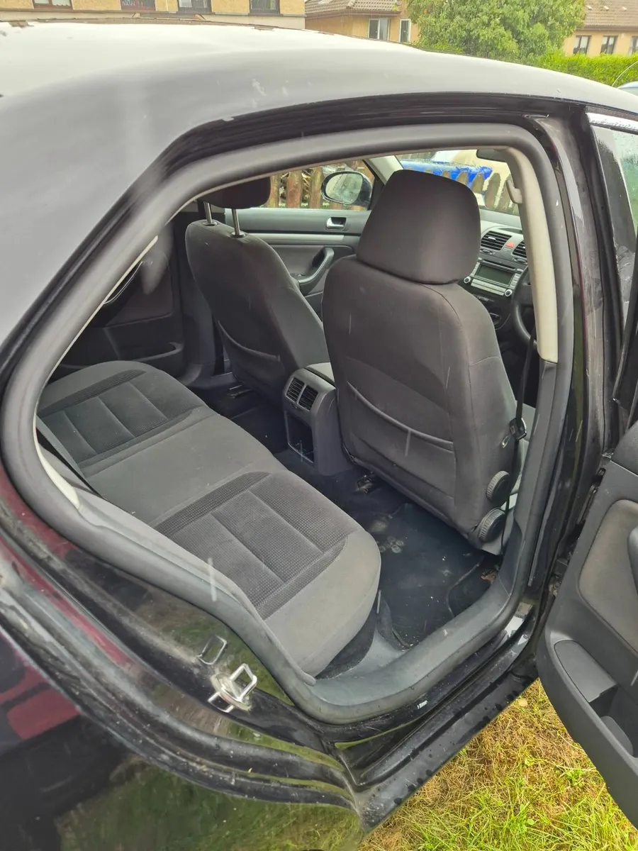 Volkswagen Jetta 2008 - Image 3