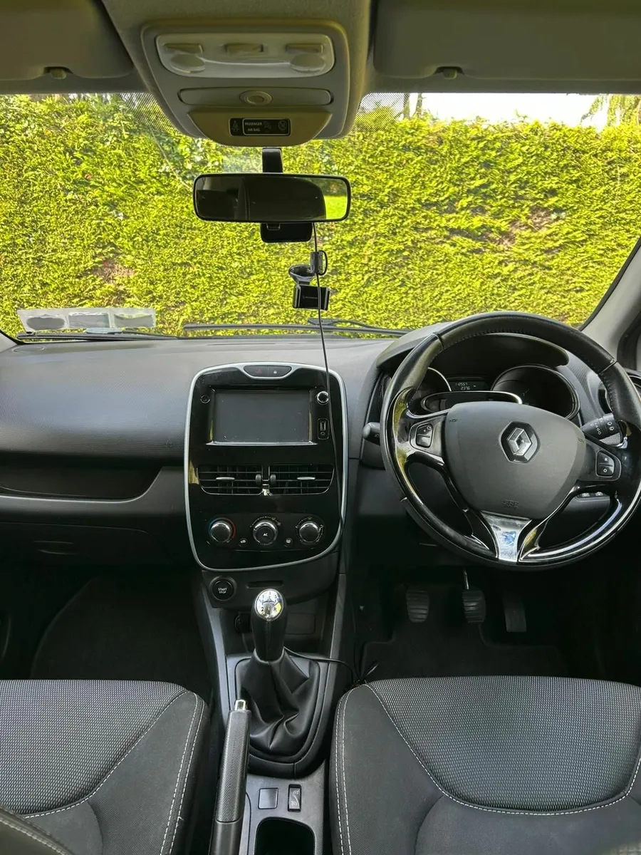 Renault Clio 2015 Low Mileage - Image 4