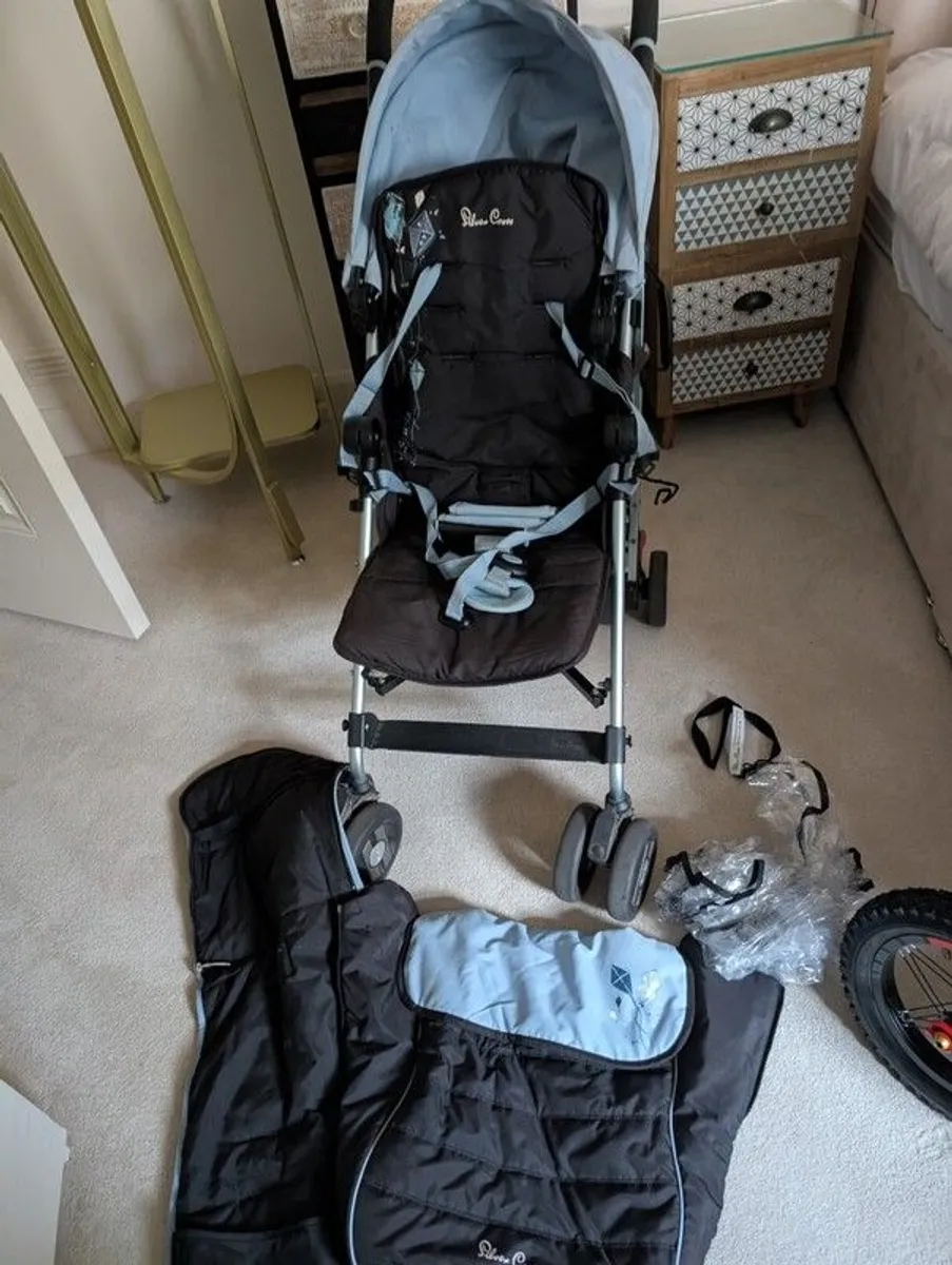 silver cross pop star blue pushchair - Image 4