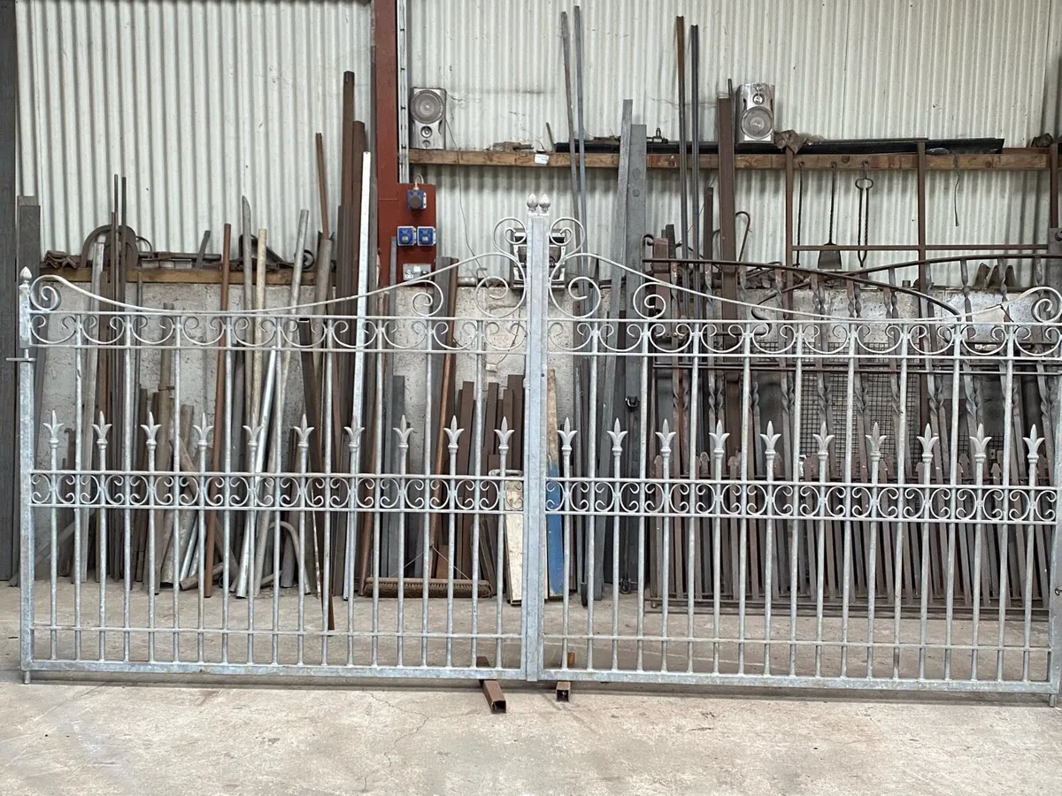 Entrance Gates - Image 1