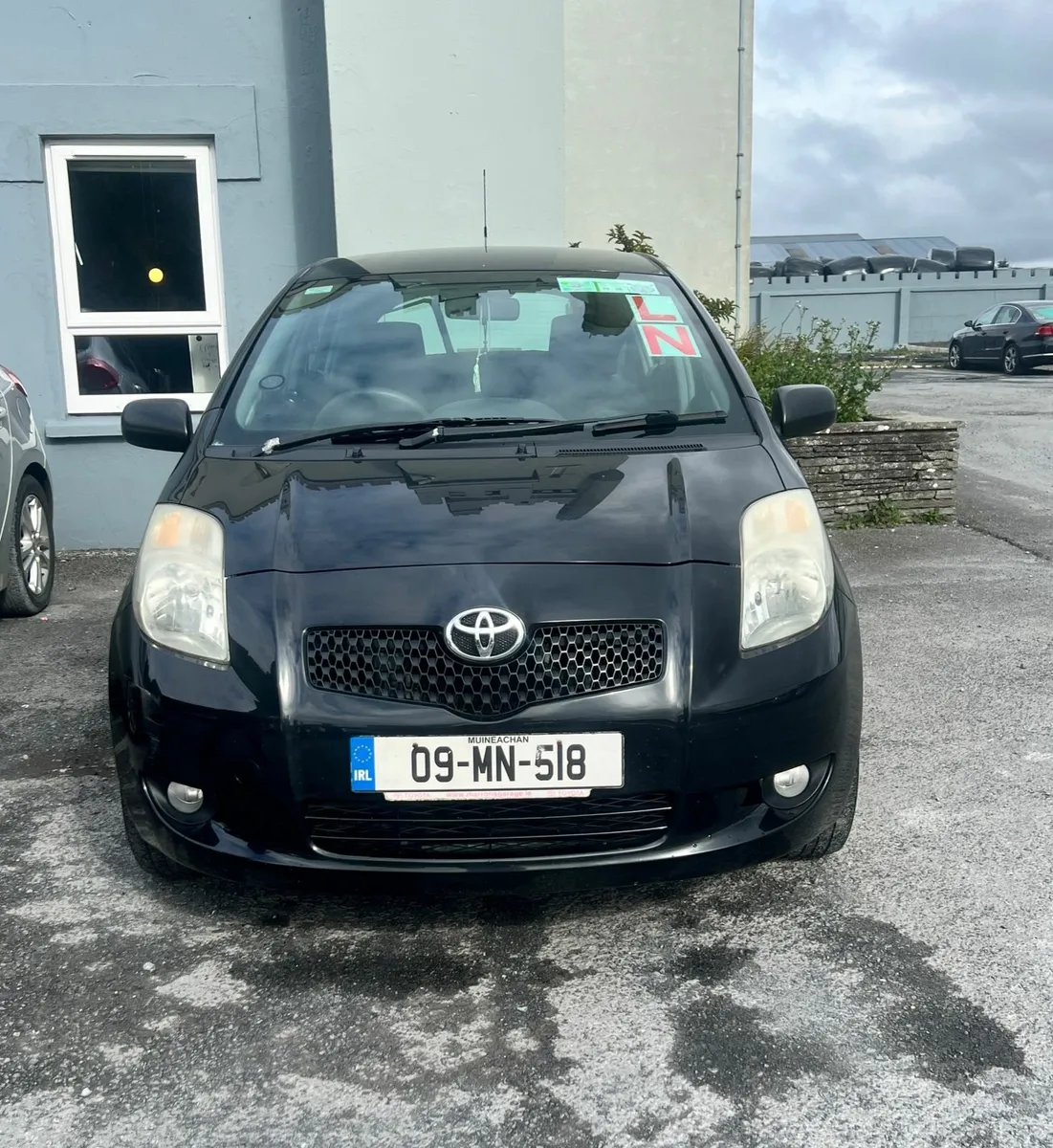 Toyota Yaris 2009 - Image 3