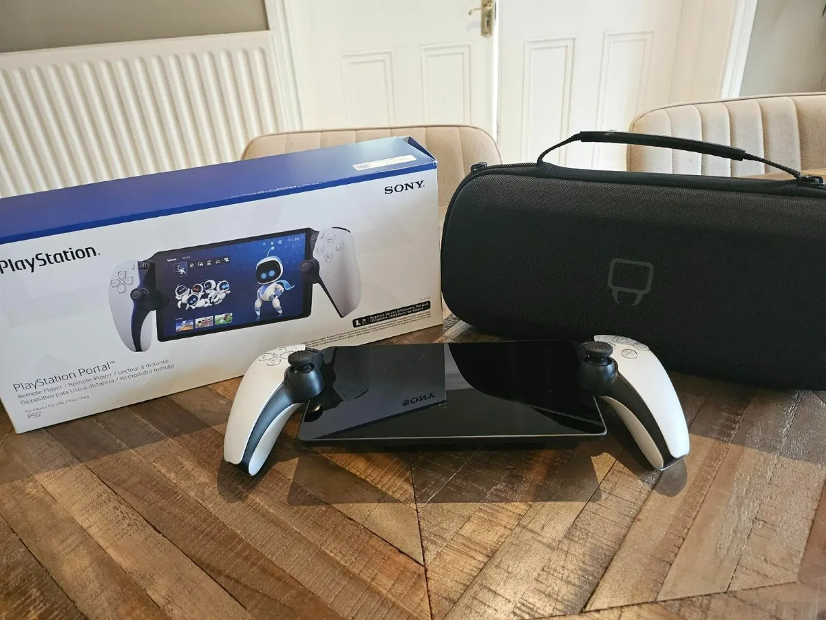 Playstation Portal w/ Case & Box - New