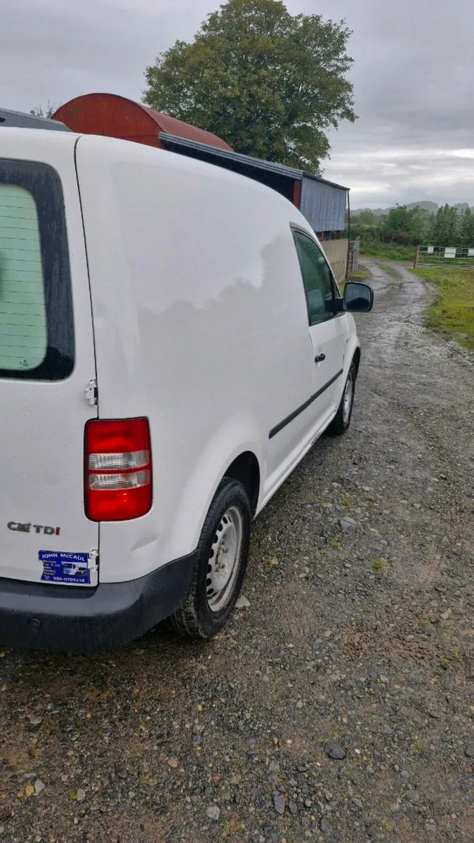 Volkswagen Caddy - Image 4