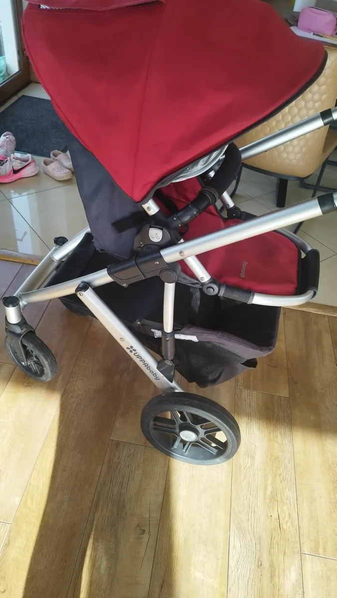 Pram and stroller - Image 4