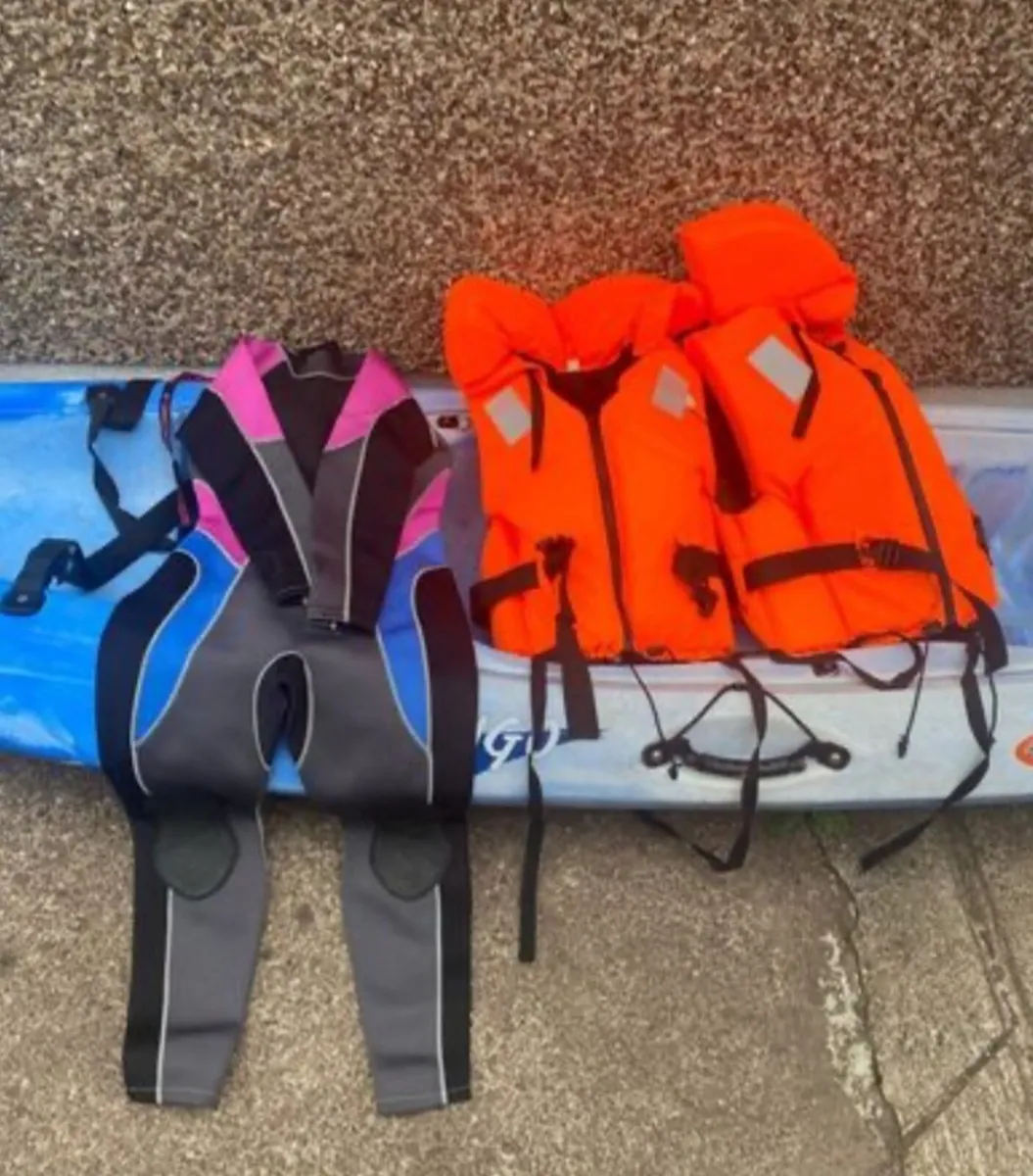 kayak - Image 2