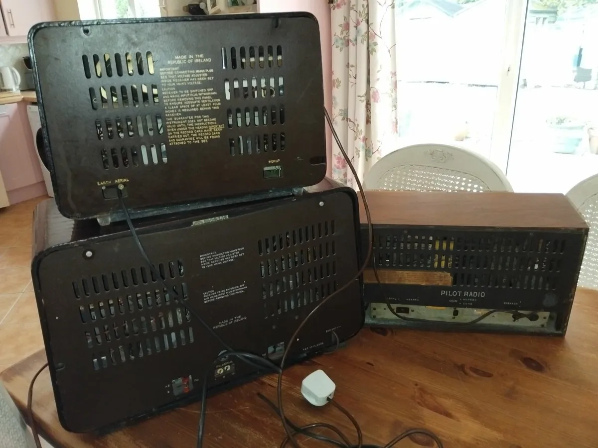 Vintage Radios - Image 2