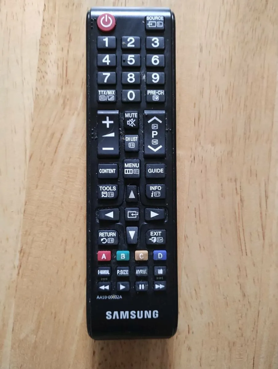 Samsung 40 inch TV (non-Smart) - Image 4