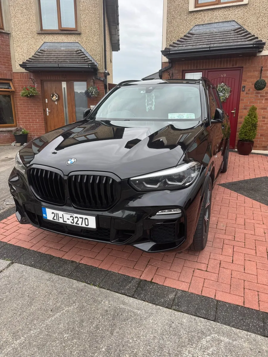 BMW X5 M Sport 45E - Image 1
