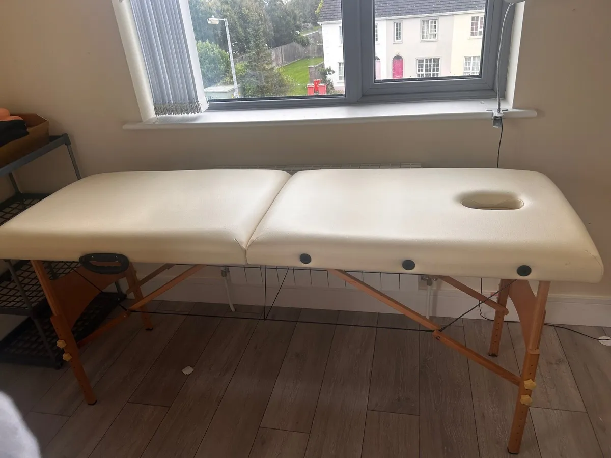 Massage bed - Image 1