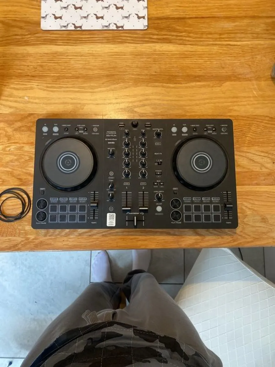 DJ decks - Image 2