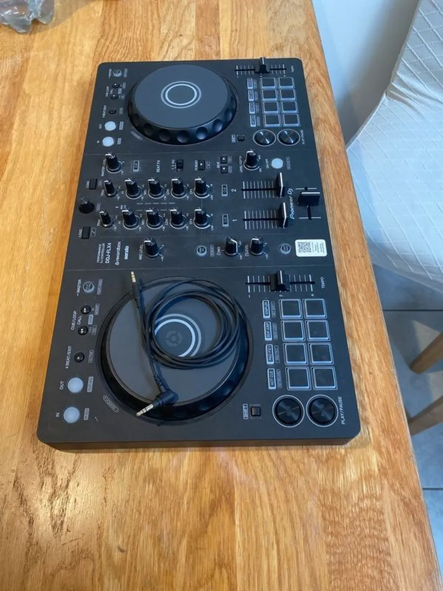 DJ decks - Image 4